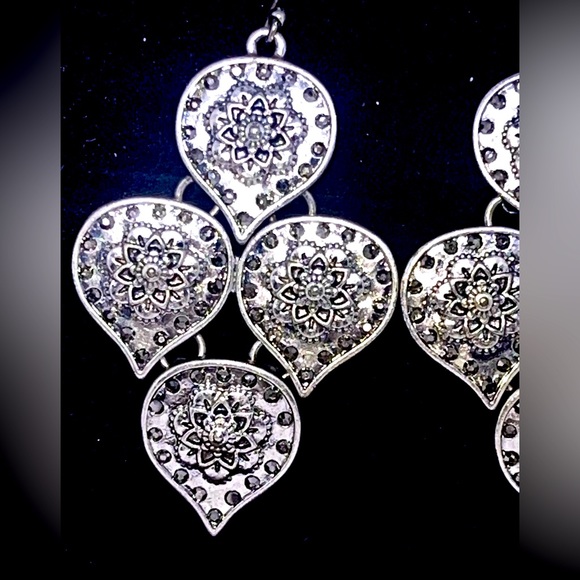 NWT 🆕 Lucky Brand Est 1990 silver dangle earrings - Picture 4 of 6